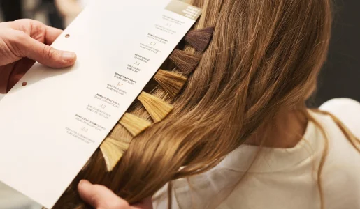 mèche de cheveux à Châtellerault dans la Vienne 86